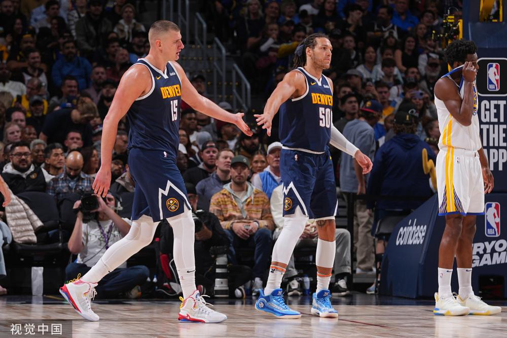 他表现出了 他表现出了